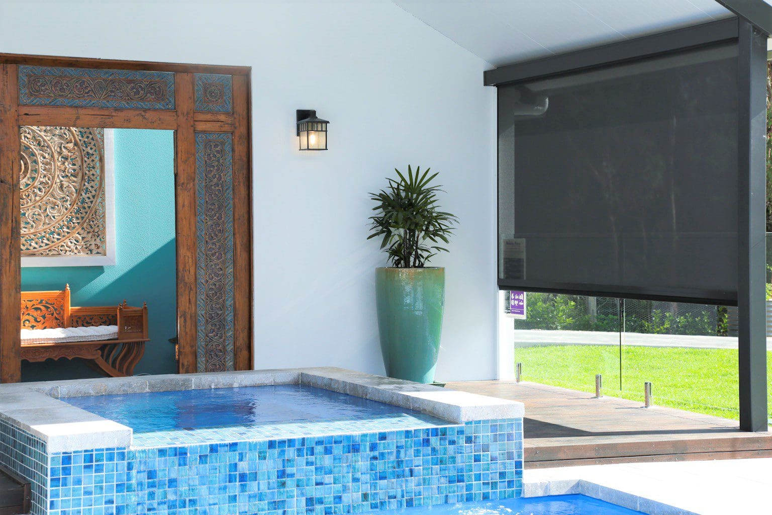 MMA-LR7095 zipscreens in grasmere