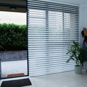 illusion blind gymea