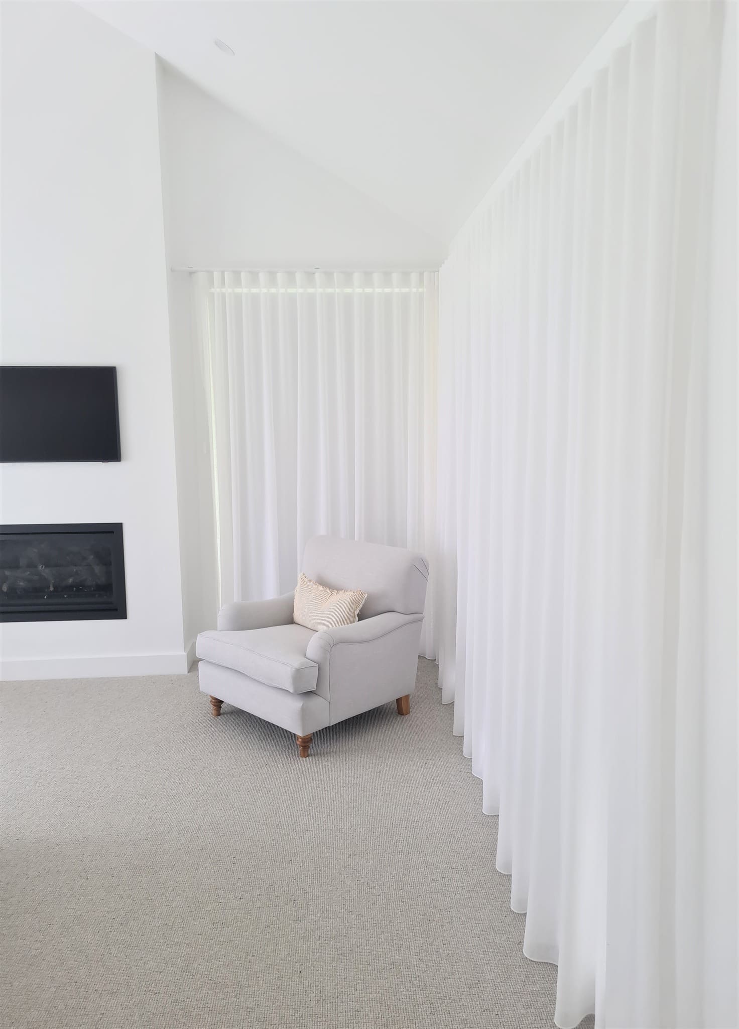 MONT 5 best window blind coverings for wet areas